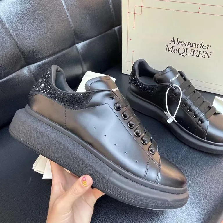 Alexander McQueen Shoe 